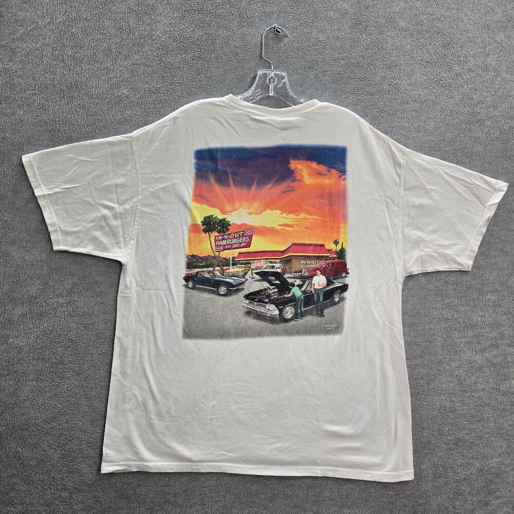 VINTAGE In N Out Men Shirt‎ XL White Y2K Mike Rider Classic Cars Tee